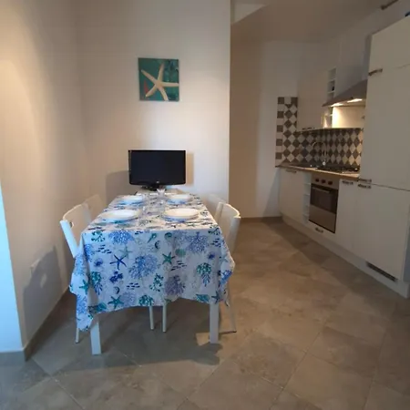 Blue Coralline Apartment